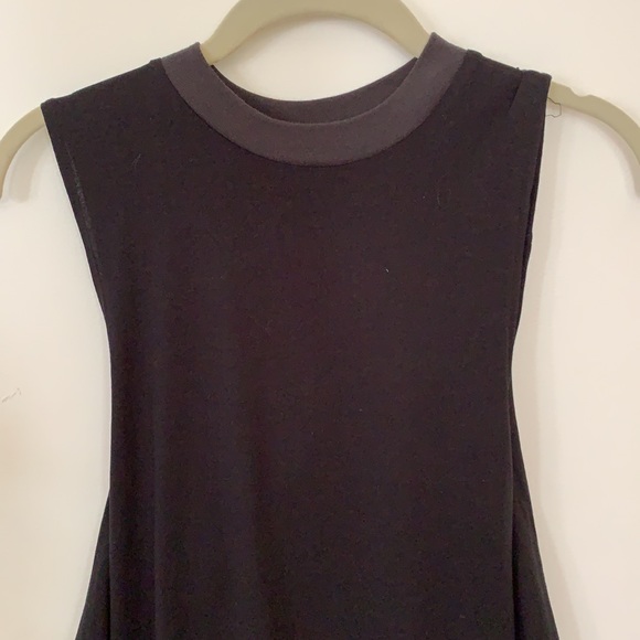 UO Kimchi open back ruffle top - Picture 3 of 7